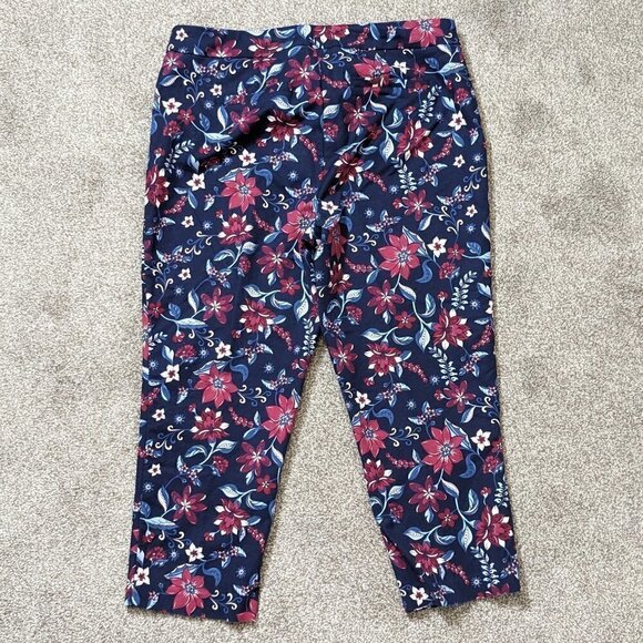 Women's "Investments" Blue Floral Mid-Rise Cropped Pants w Zipper; Size 14 - Picture 3 of 6